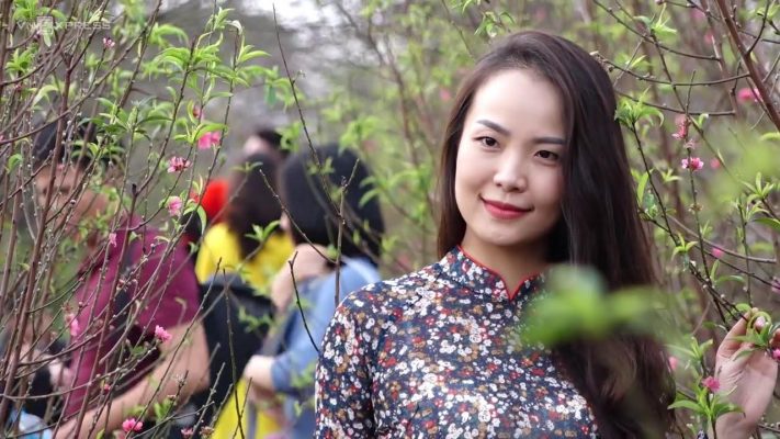 Chụp hình tết Hà Nội