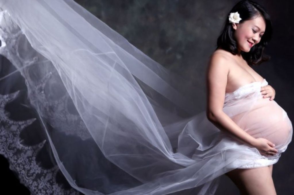 CanhdongBattan Danang – Đơn vị chụp ảnh mẹ bầu chất lượng tại Đà Nẵng