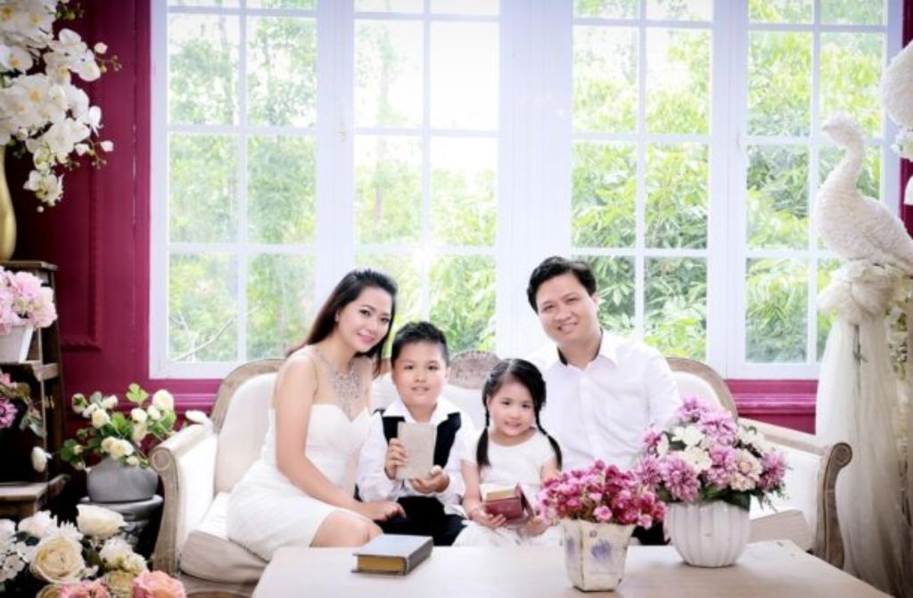 STUDIO CANHDONG_BATTAN – Studio chụp ảnh kỷ niệm ngày cưới kín rẻ, phong cách tự nhiên ở Đà Nẵng