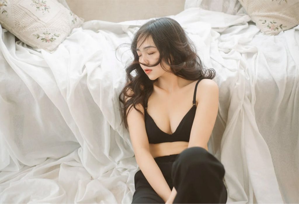 CanhdongBattan Đà Nẵng - Dịch vụ chụp ảnh sexy với những concept mới lạ, độc đáo ở Đà Nẵng