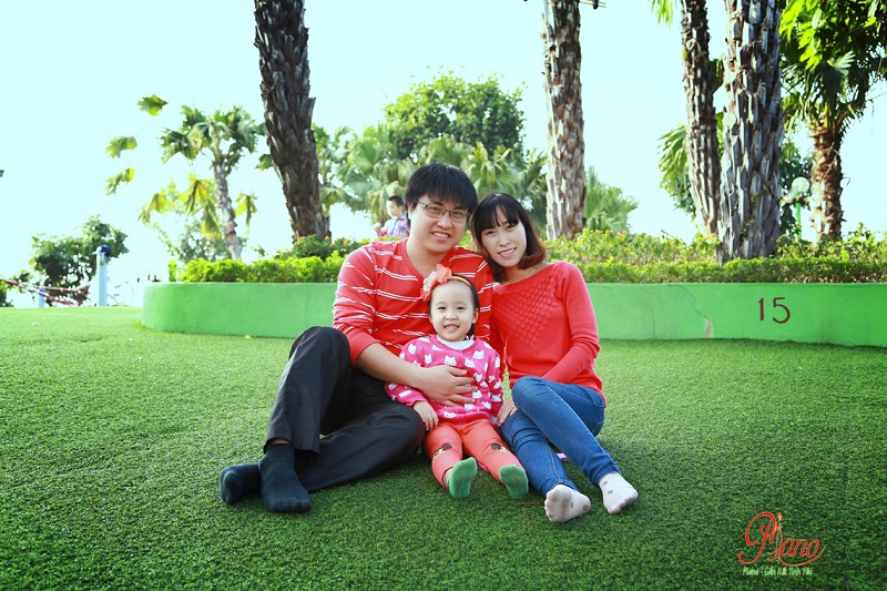 chụp ảnh gia đình 3 người