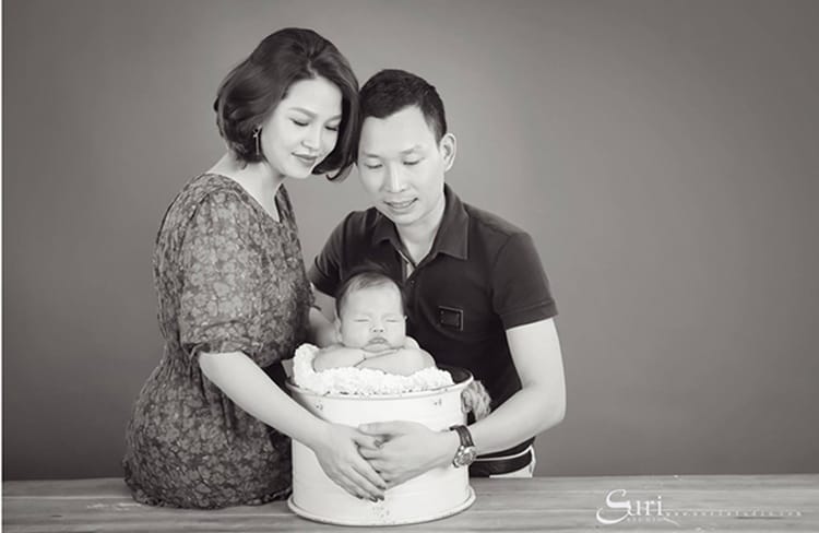 chụp ảnh gia đình 3 người