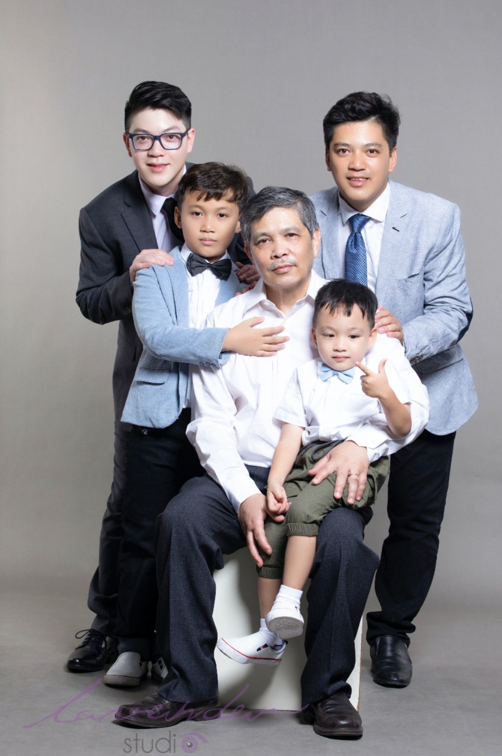 Lavender Studio - Địa chỉ chụp ảnh gia đình nổi tiếng nhất ở Hội An