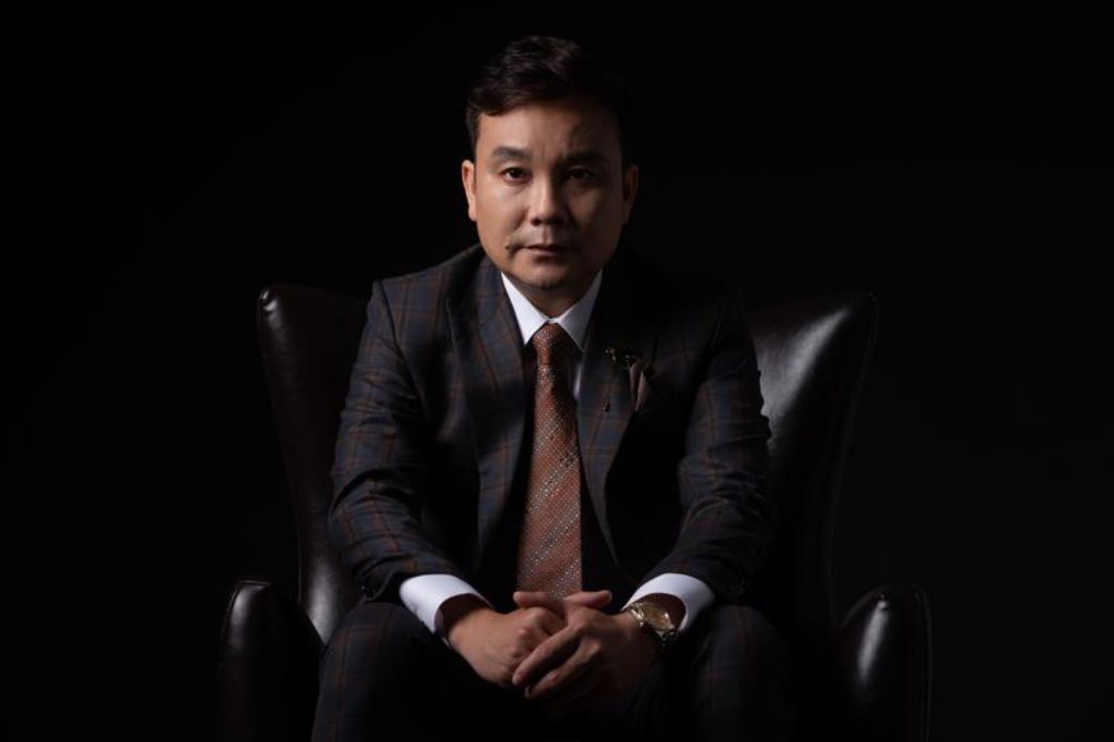 Bin Nguyễn Studio - địa chỉ chụp ảnh doanh nhân ở Huế đa phong cách