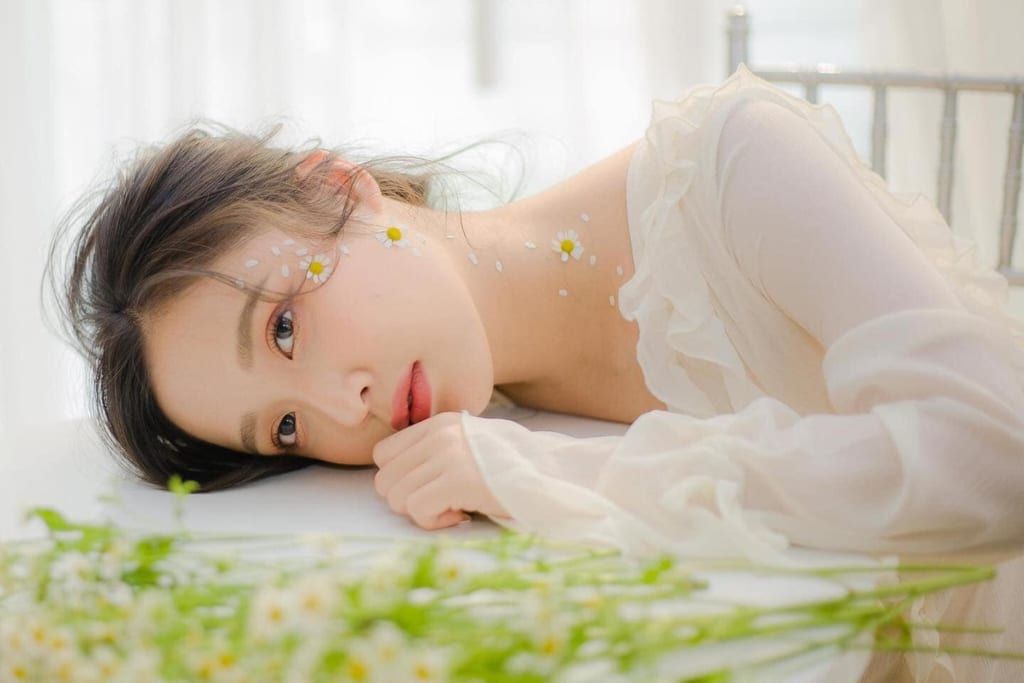 Hoa Nghiêm Bridal - Địa chỉ chụp nàng thơ giá tốt tại Huế