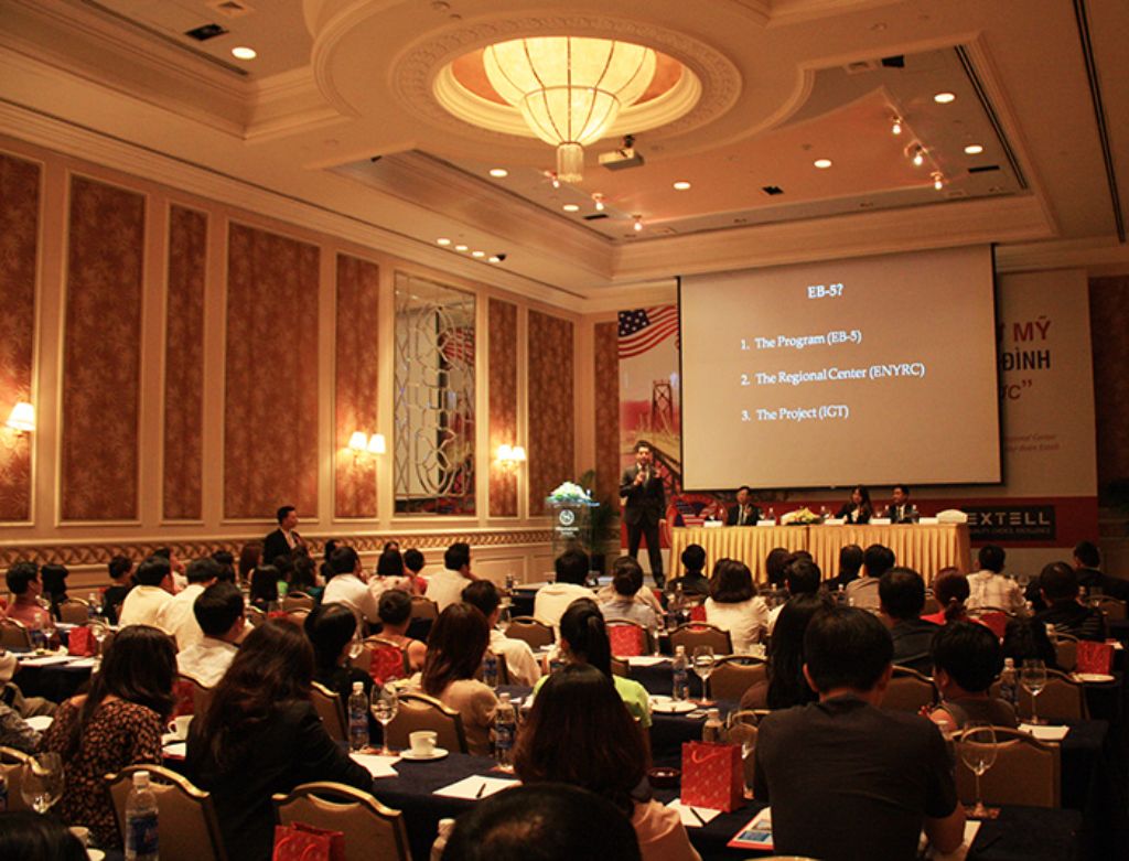 Like Studio – dịch vụ quay phim chụp ảnh sự kiện ở Huế có nhiều năm kinh nghiệm