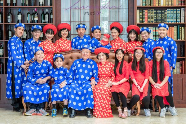 Dịch vụ chụp ảnh gia đình Tết tại nhà