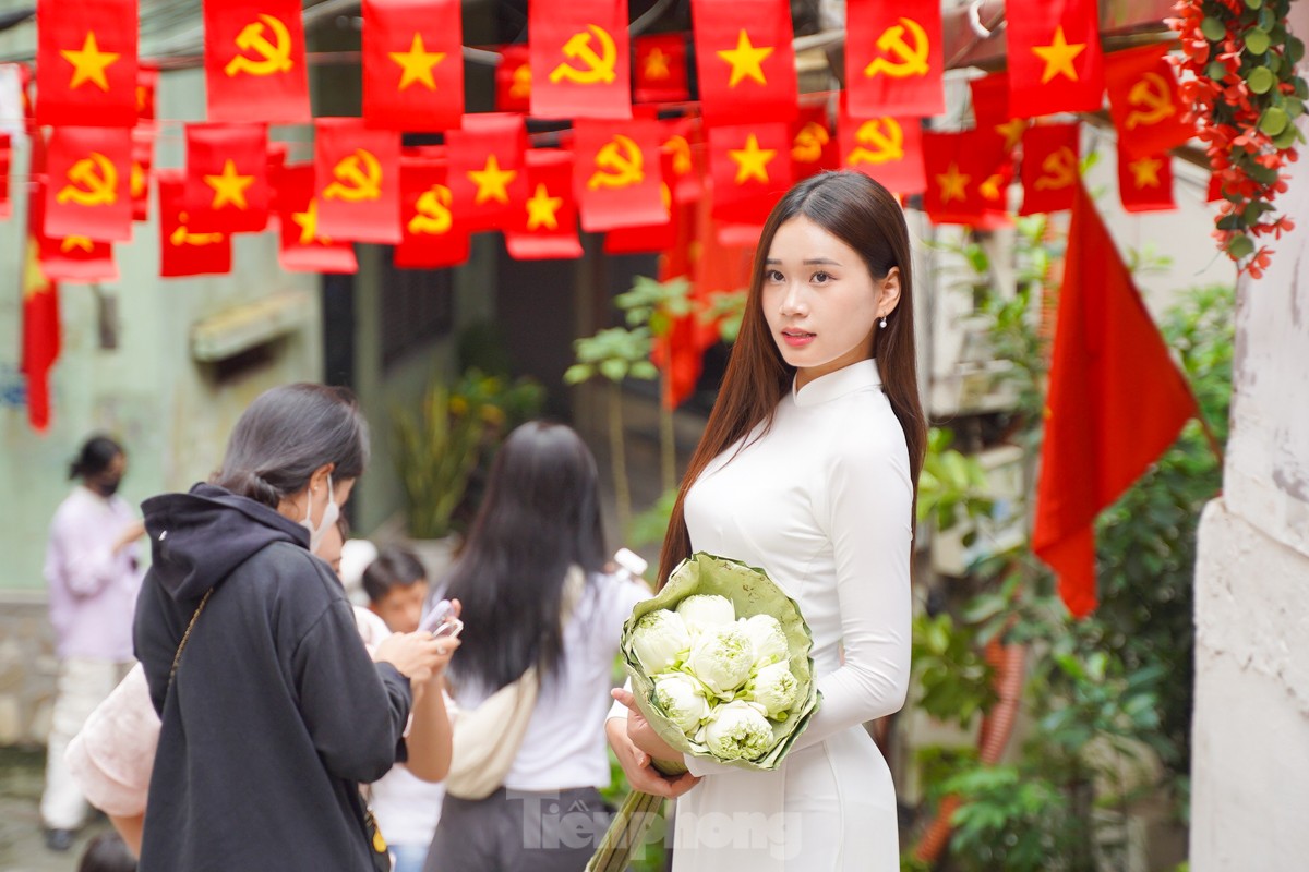Dịp lễ A80 nên chọn studio chụp ảnh áo dài Quốc khánh 2/9 tại Hà Nội nào?