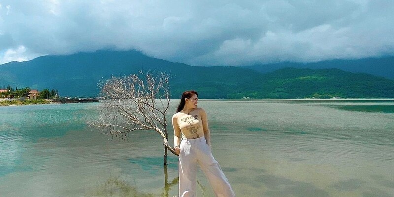 Siêu lãng mạn với 10 tips chụp hình ở lăng Cô - Huế