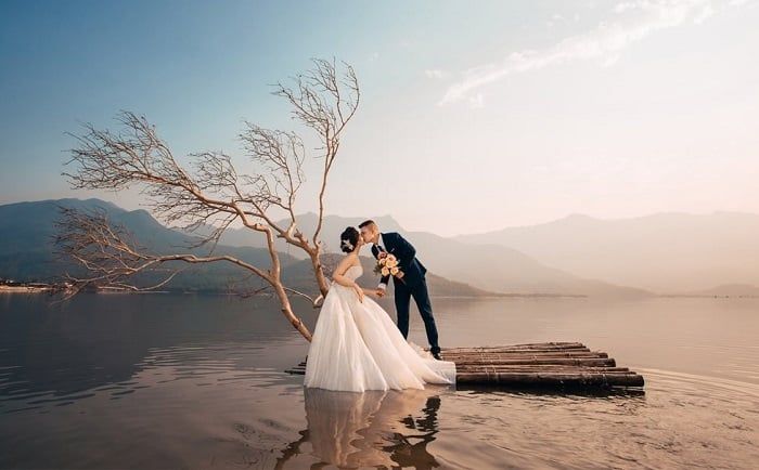 Siêu lãng mạn với 10 tips chụp hình ở lăng Cô - Huế