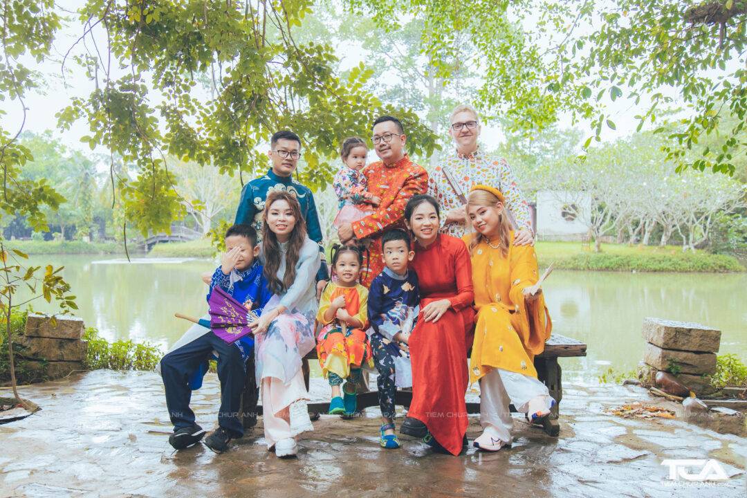 Chụp ảnh gia đình Tết – Thói quen mới của nhiều gia đình trẻ