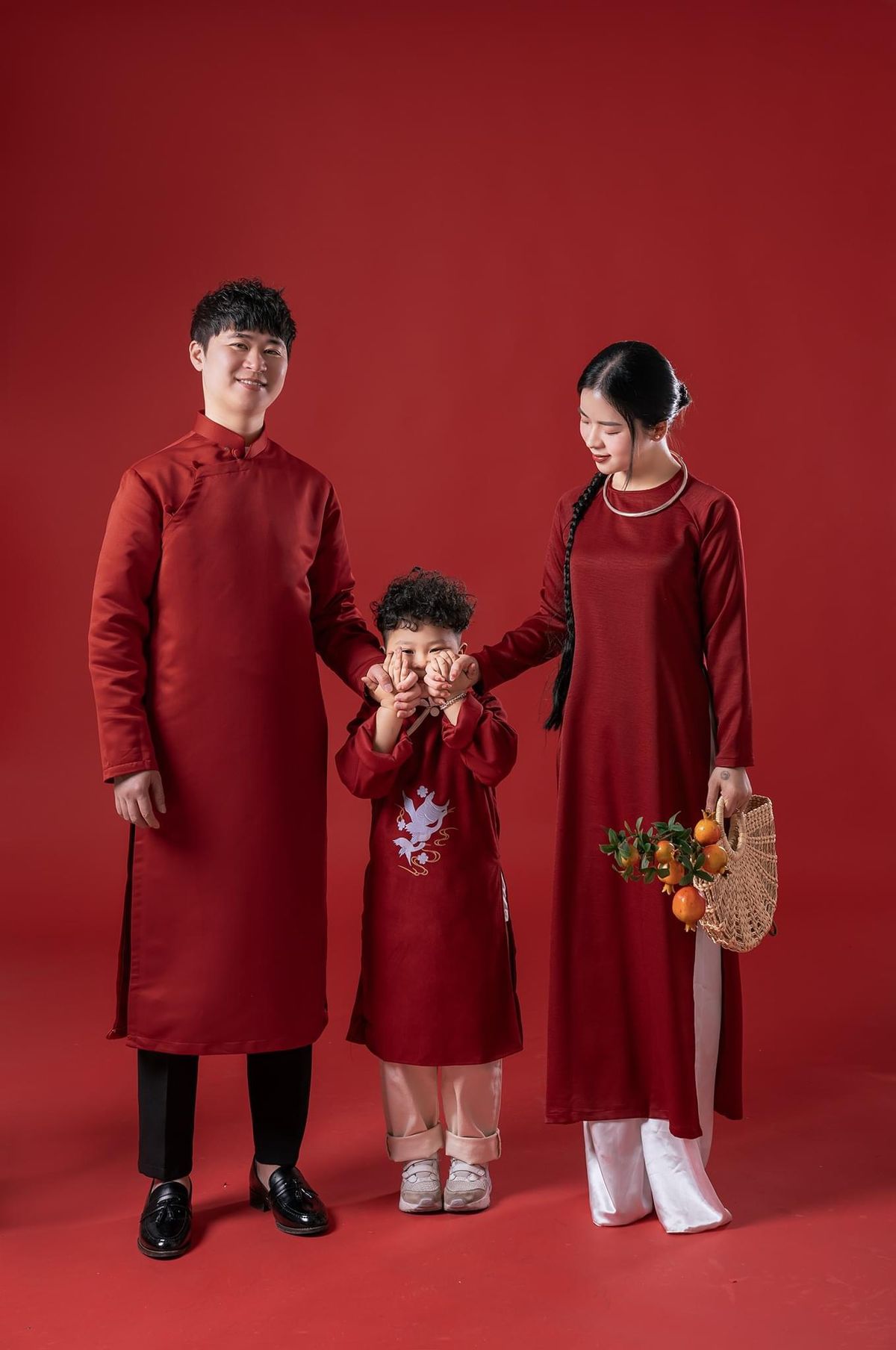 Cập nhật báo giá chụp ảnh gia đình Tết 2026 tại Hà Nội hôm nay