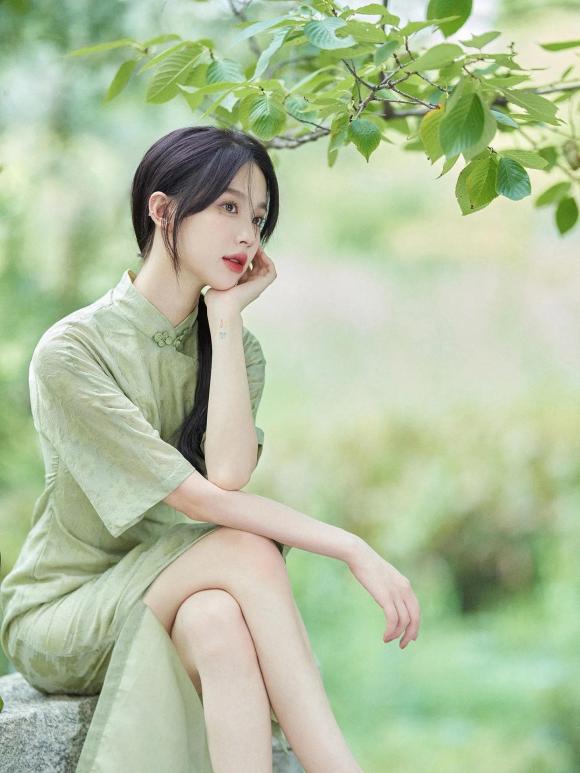 Hướng dẫn chi tiết cách chụp ảnh chân dung ngoại cảnh bằng điện thoại vẫn đẹp xuất sắc Hướng dẫn chi tiết cách chụp ảnh chân dung ngoại cảnh bằng điện thoại vẫn đẹp xuất sắc