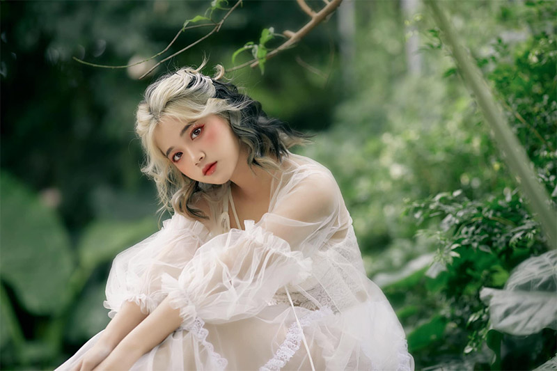 Hướng dẫn chi tiết cách chụp ảnh chân dung ngoại cảnh bằng điện thoại vẫn đẹp xuất sắc Hướng dẫn chi tiết cách chụp ảnh chân dung ngoại cảnh bằng điện thoại vẫn đẹp xuất sắc