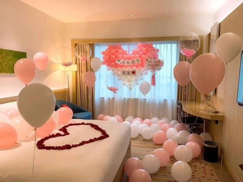 Trang trí cầu hôn trong phòng khách – Ý tưởng lãng mạn cho cặp đôi Trang trí cầu hôn trong phòng khách – Ý tưởng lãng mạn cho cặp đôi