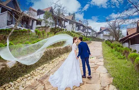 Album cưới kết hợp du lịch 2026 – Câu chuyện tình yêu qua từng khung hình