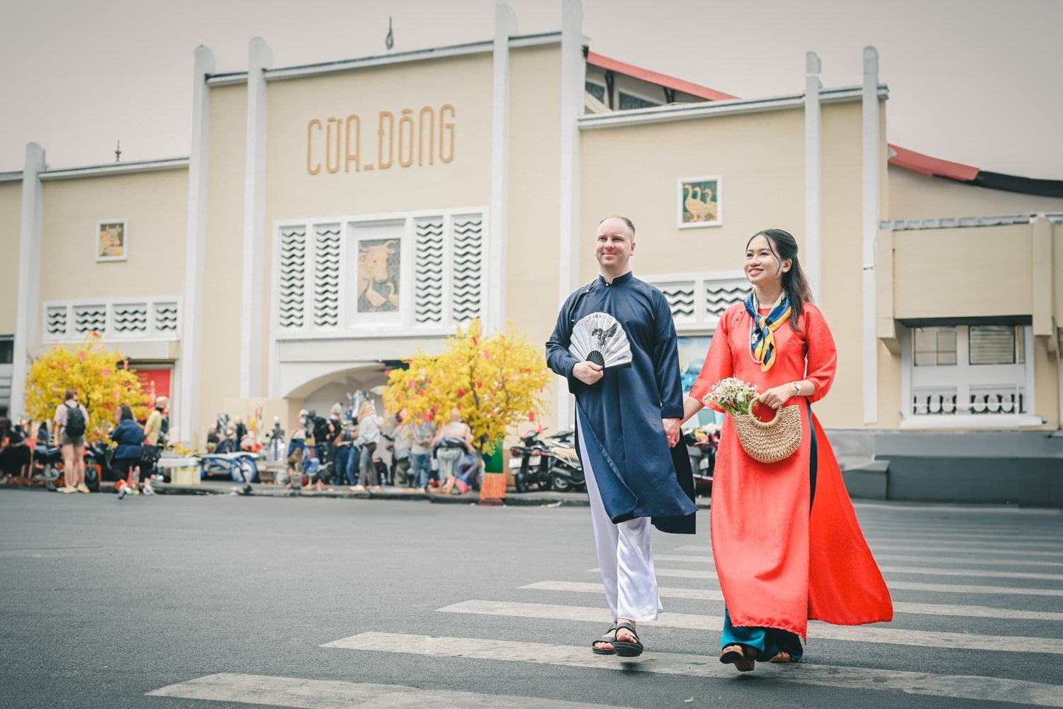 Chụp ảnh couple áo dài giá tốt tại TP.HCM năm 2026