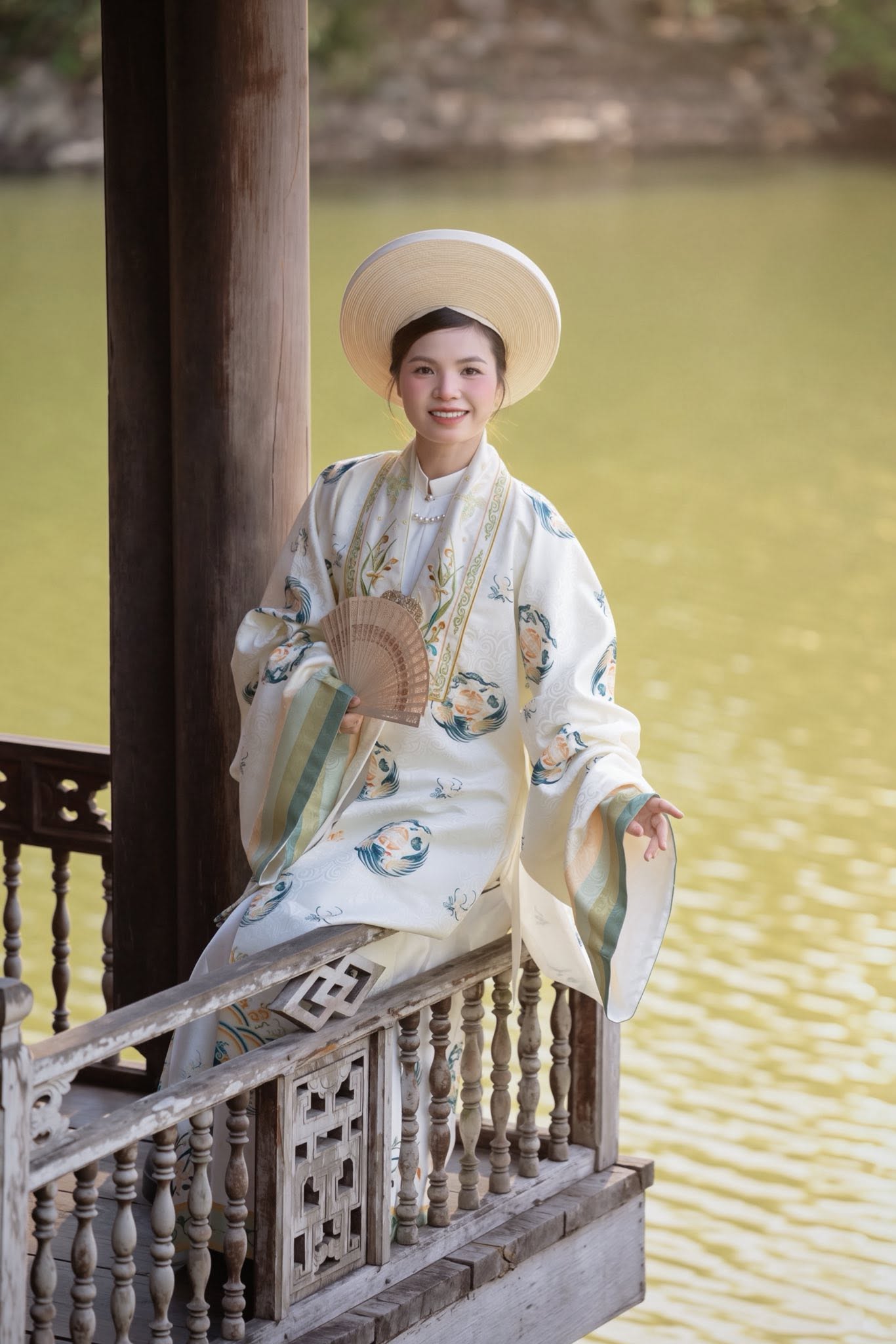 Dịch vụ thuê thợ chụp ảnh du lịch tại Huế Dịch vụ thuê thợ chụp ảnh du lịch tại Huế