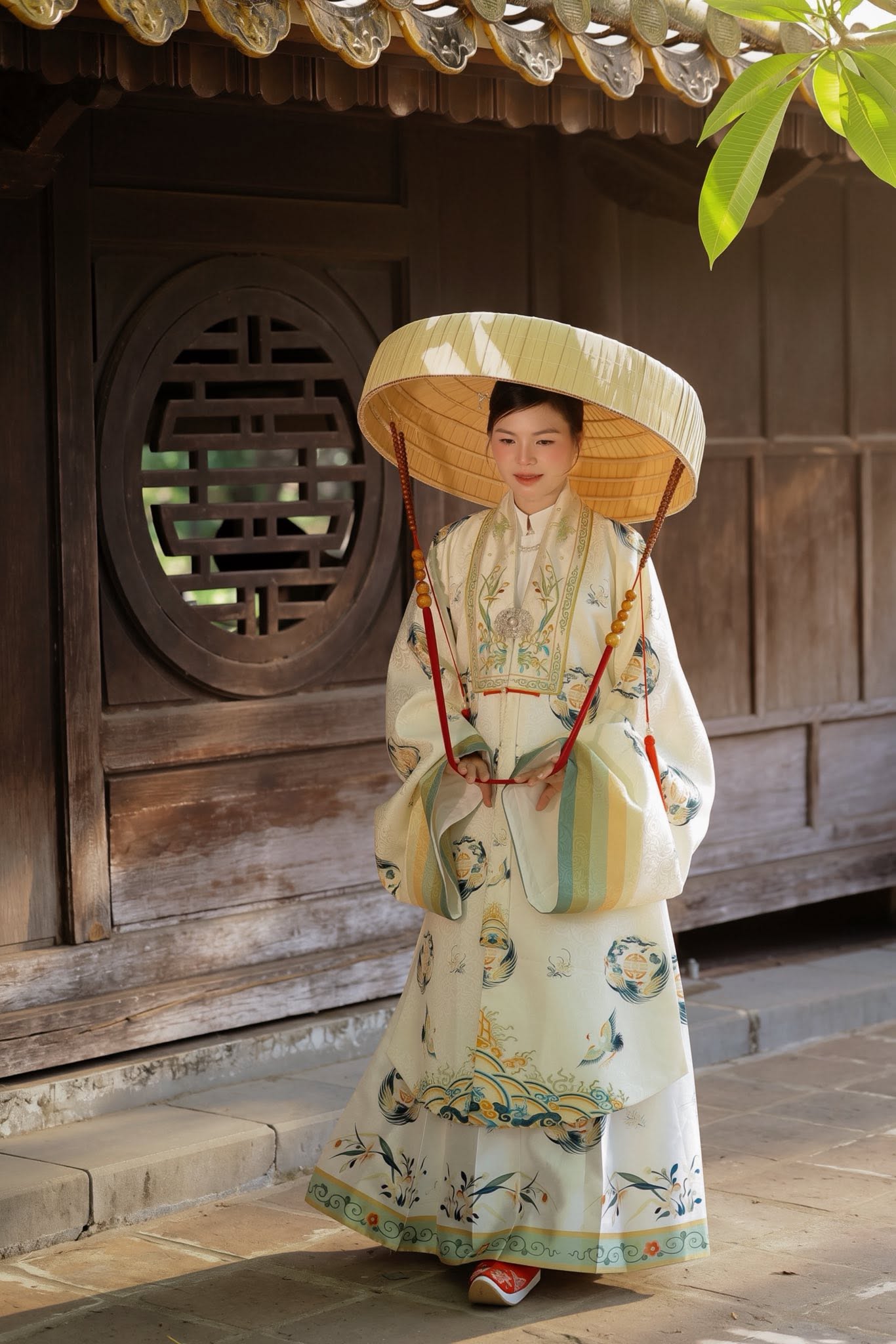 Dịch vụ thuê thợ chụp ảnh du lịch tại Huế Dịch vụ thuê thợ chụp ảnh du lịch tại Huế